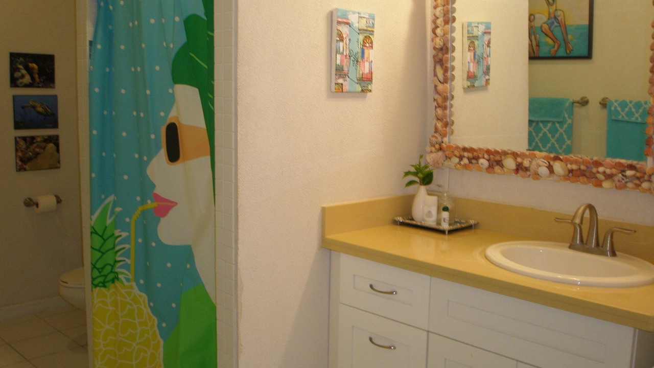 Photo of Bathroom in Tibbett's Turn
