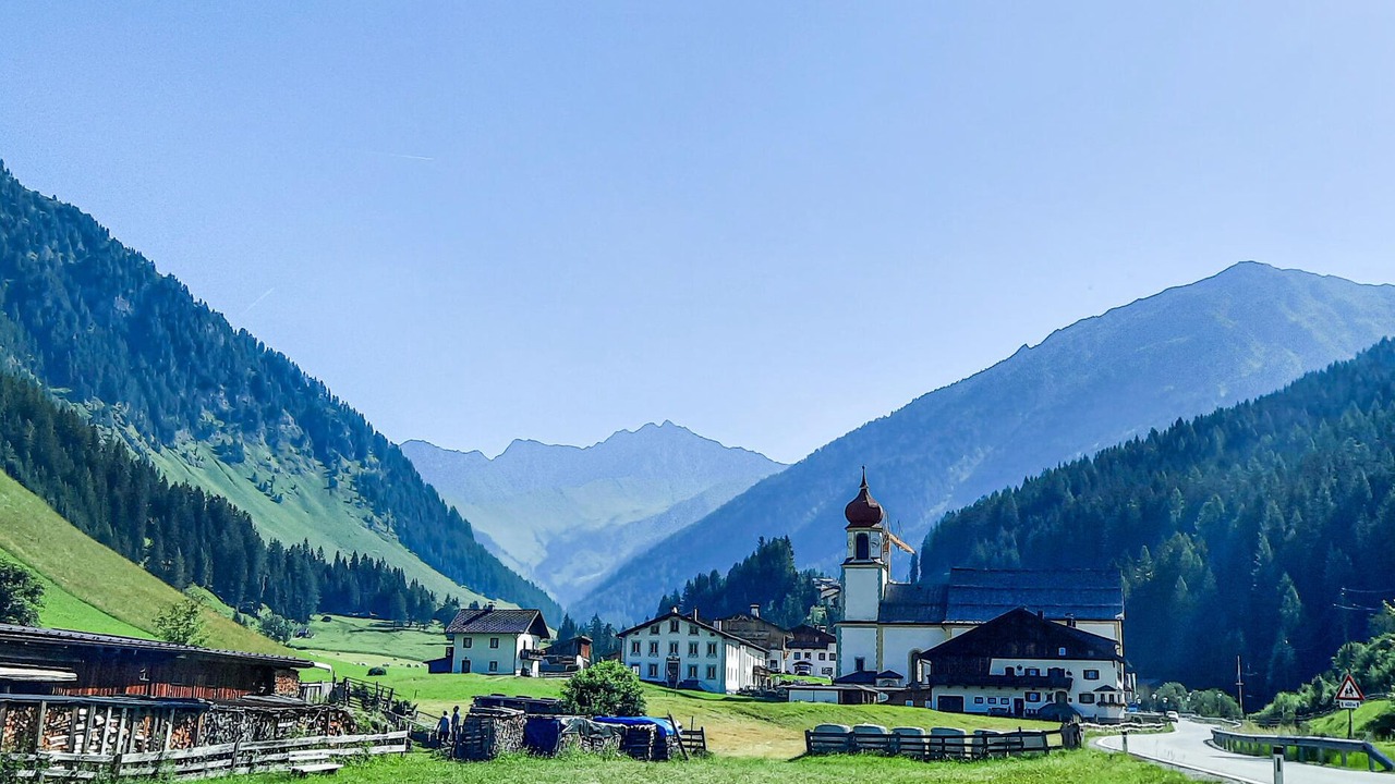 Photo of Others in Schmirn