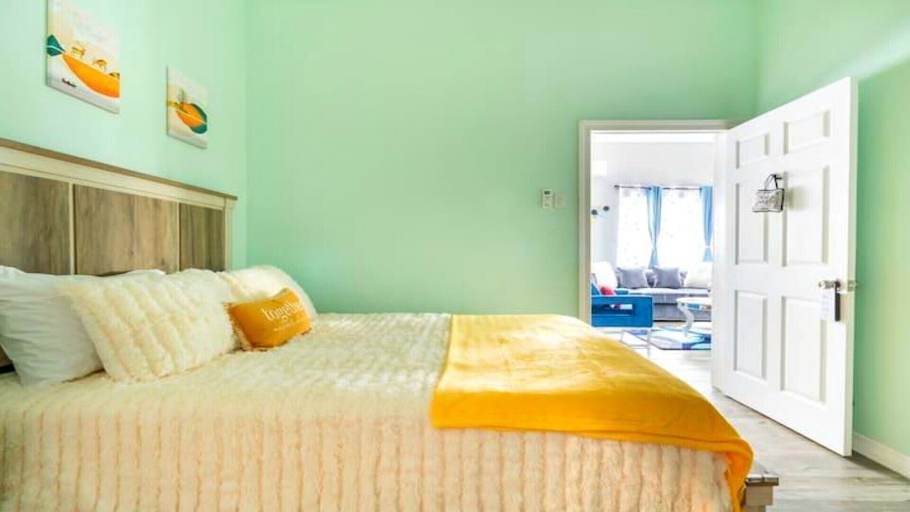 Photo of Bedroom in IronShore Estates