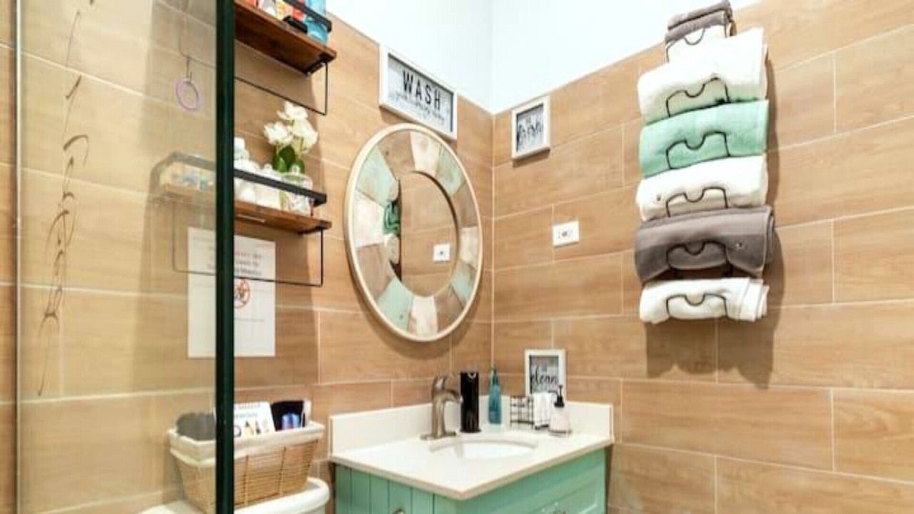 Photo of Bathroom in IronShore Estates