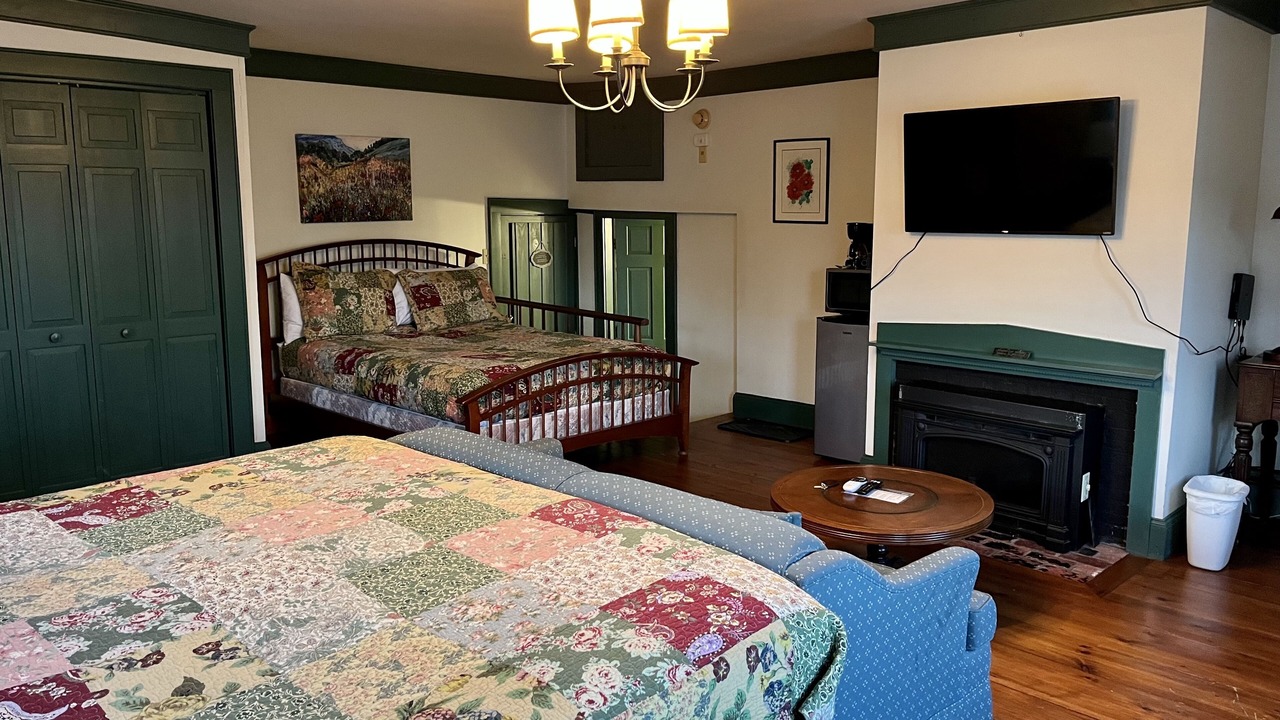 Photo of Bedroom in Chester Depot