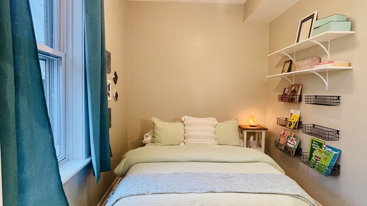 Photo of Bedroom in Avondale