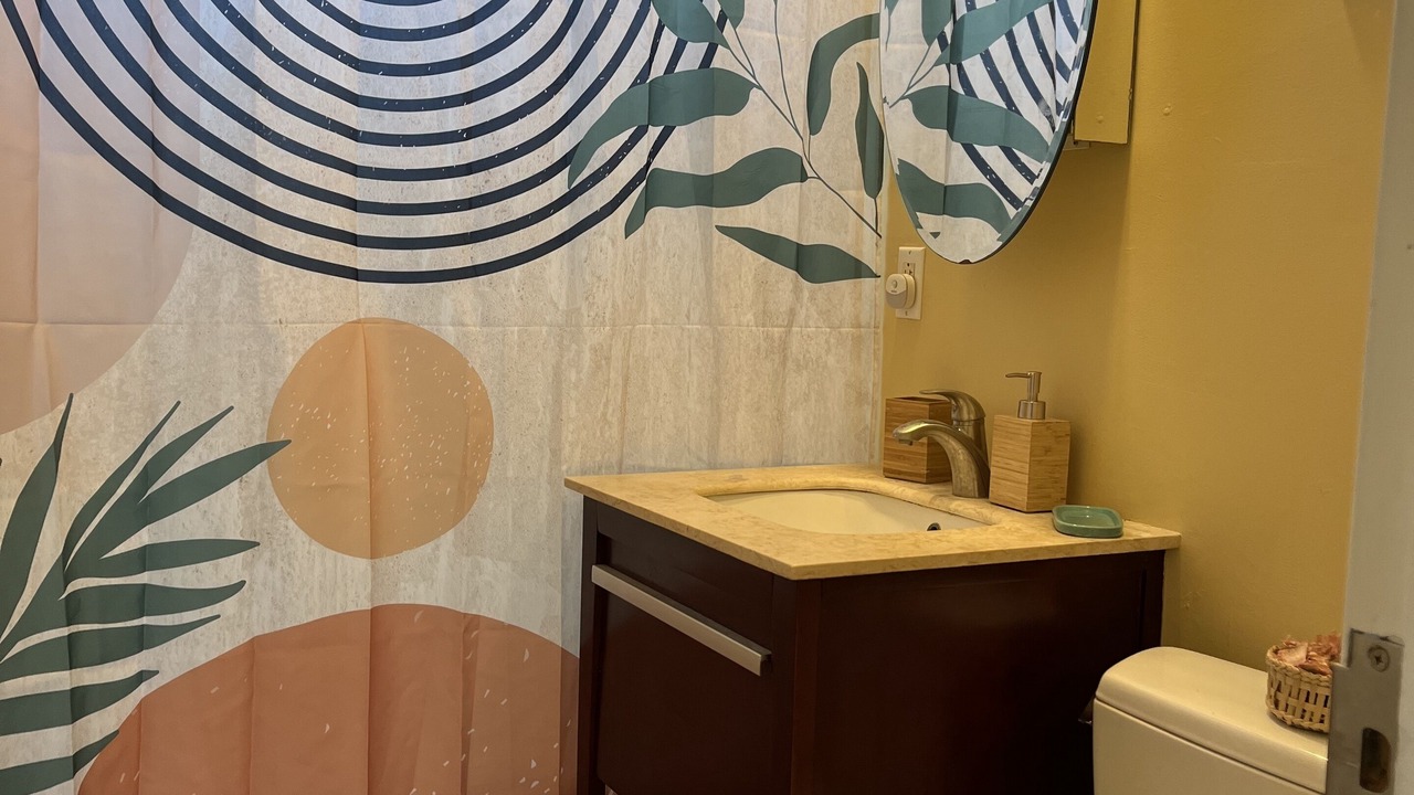 Photo of Bathroom in Linda Mar