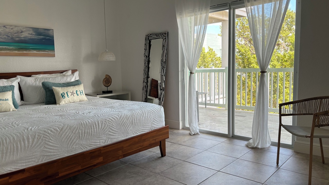 Photo of Bedroom in Alice Town