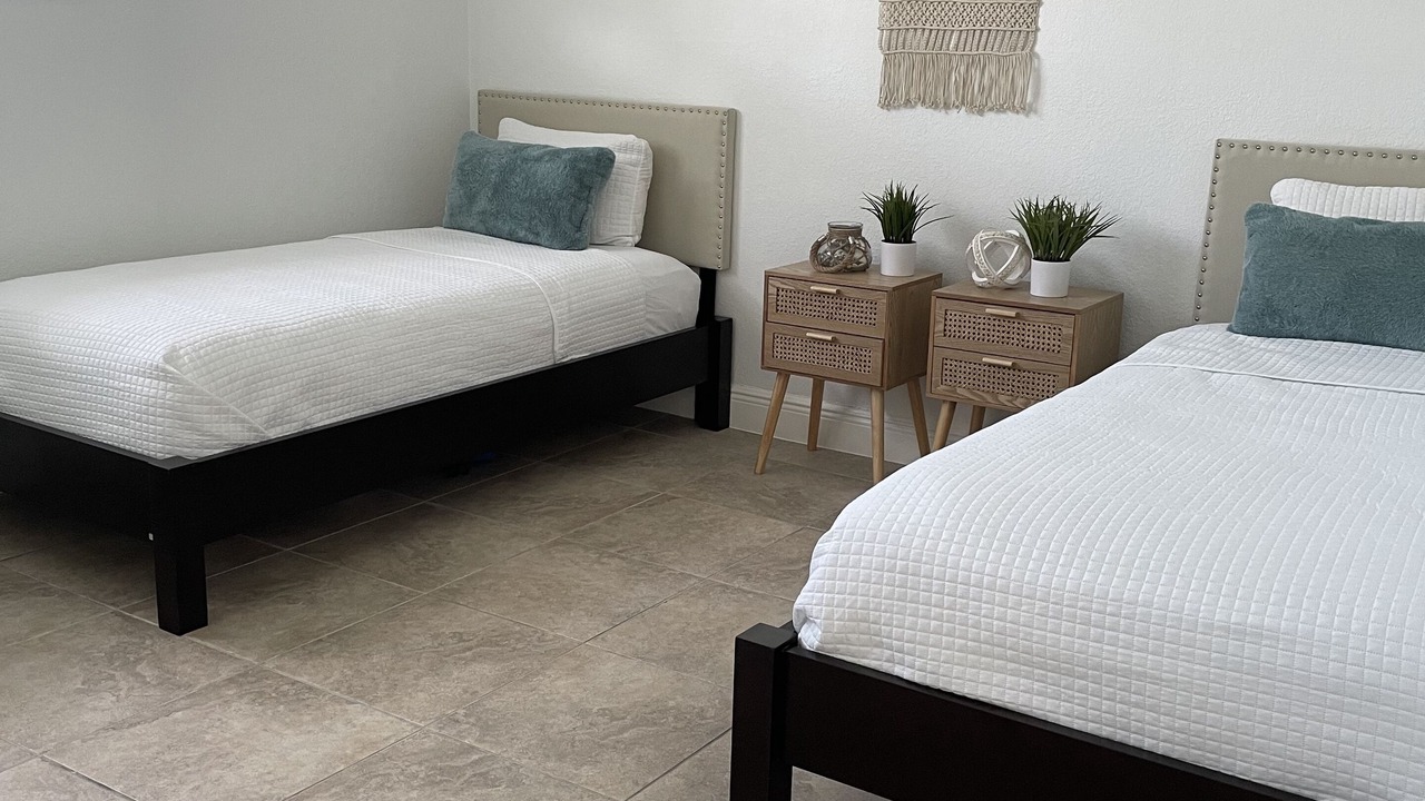 Photo of Bedroom in Alice Town