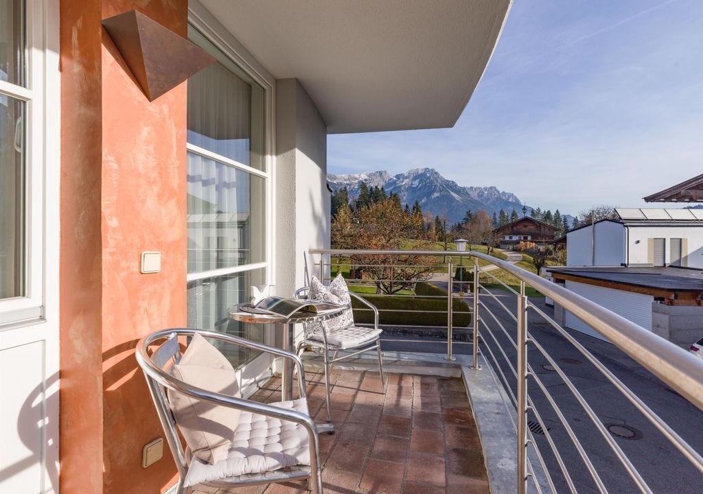 Photo of Outdoor in Soell