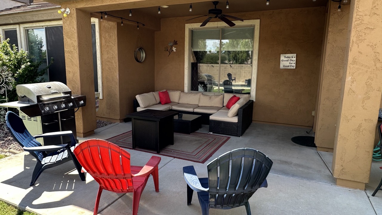 Photo of Patio Balcony in Surprise Farms