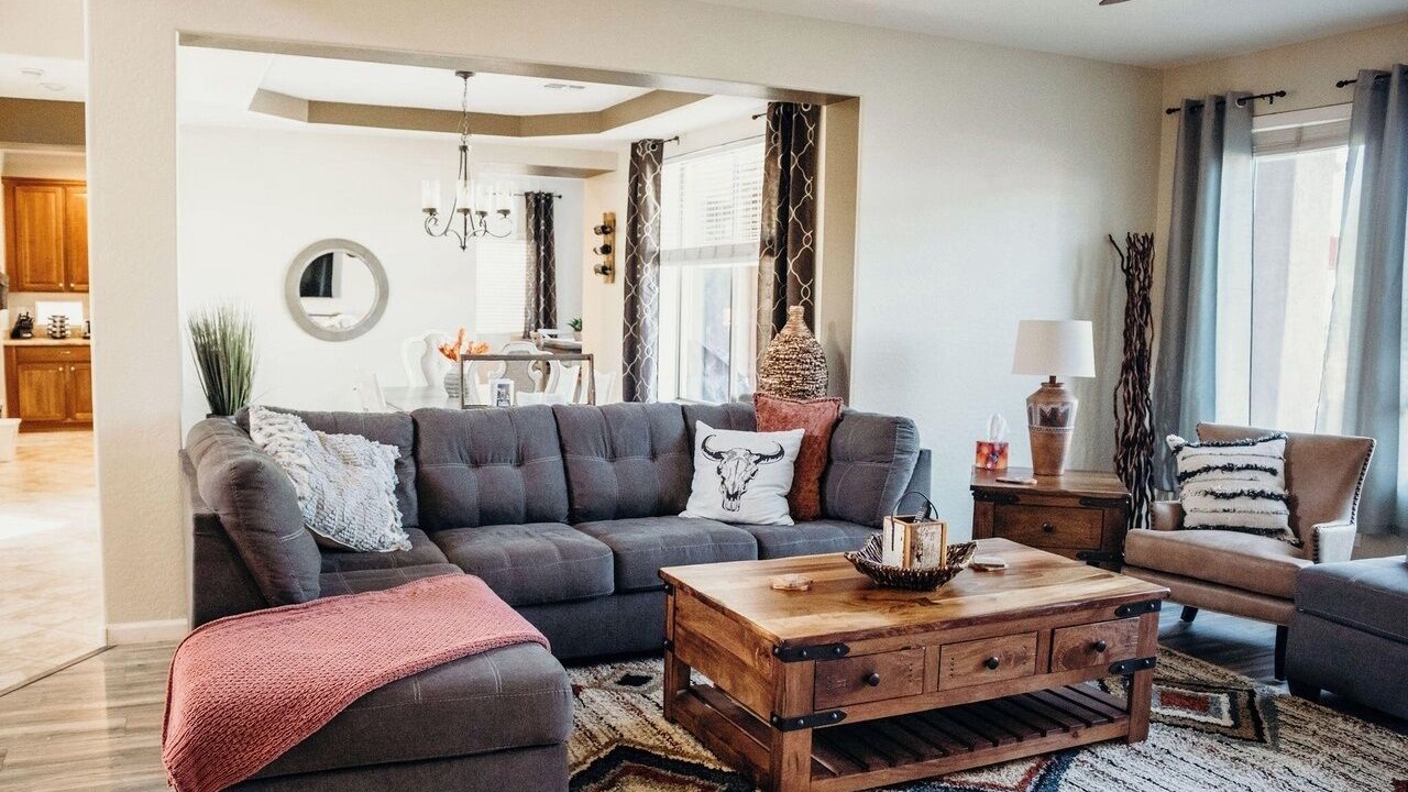 Photo of Livingroom in Surprise Farms