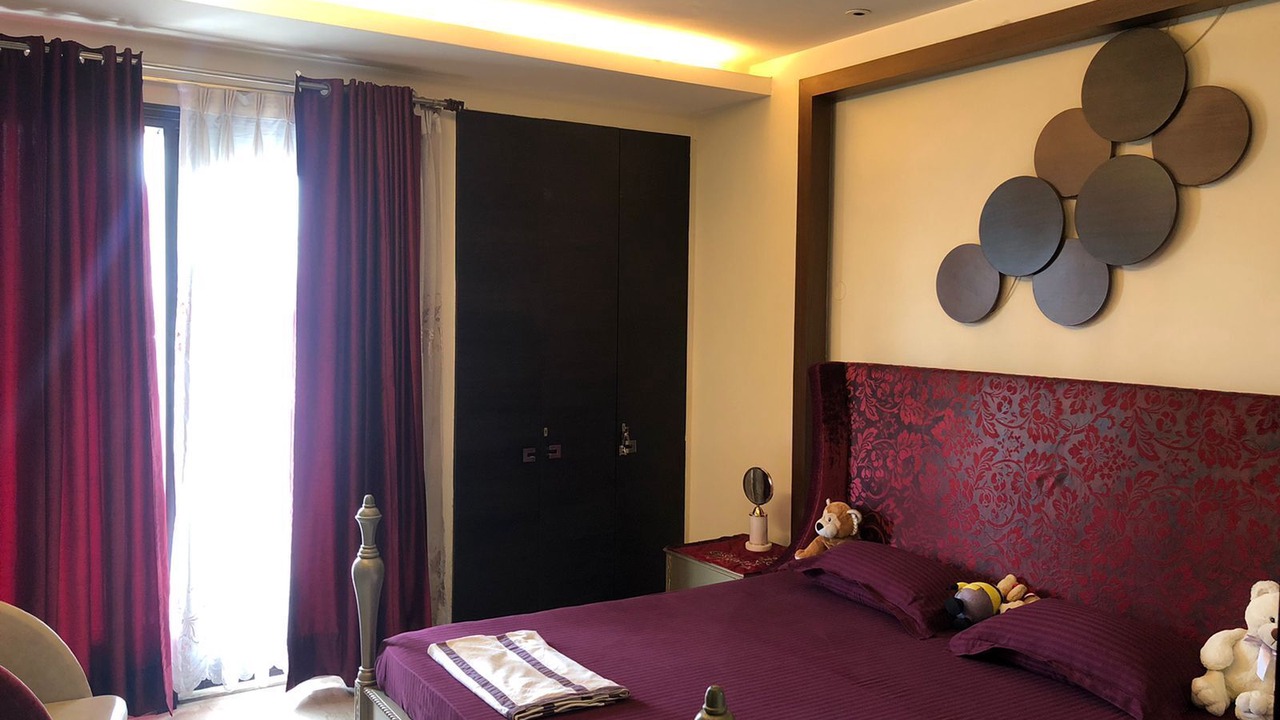 Photo of Bedroom in Kailash Colony