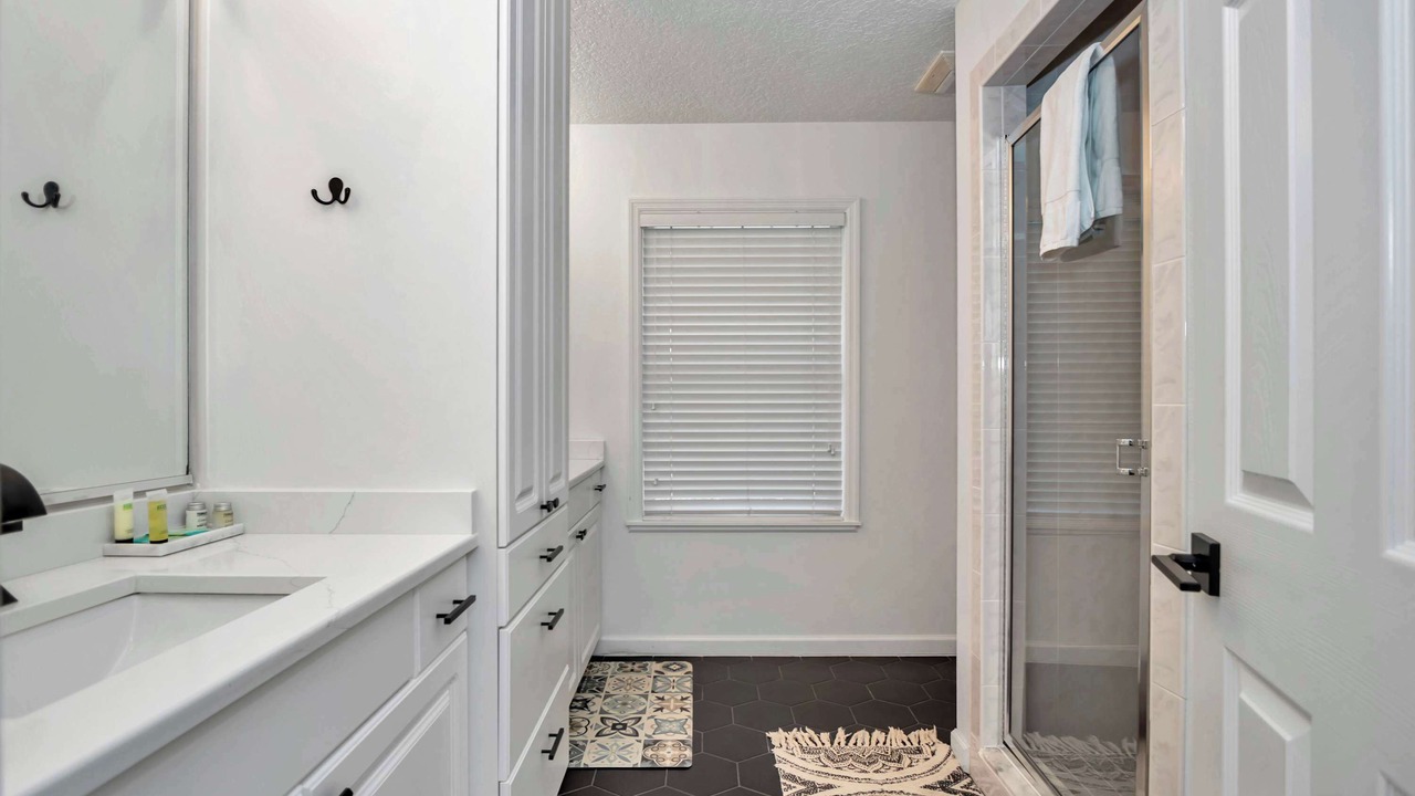 Photo of Bathroom in Citrus Springs