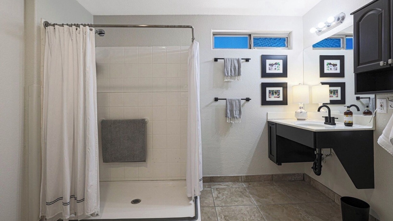 Photo of Bathroom in Mountain Vista Ranch