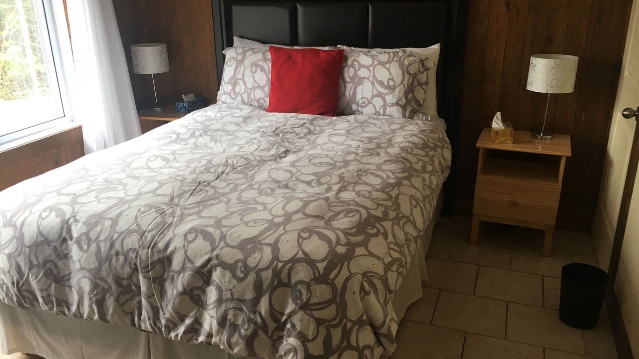 Photo of Bedroom in Petite-Riviere-Saint-Francois