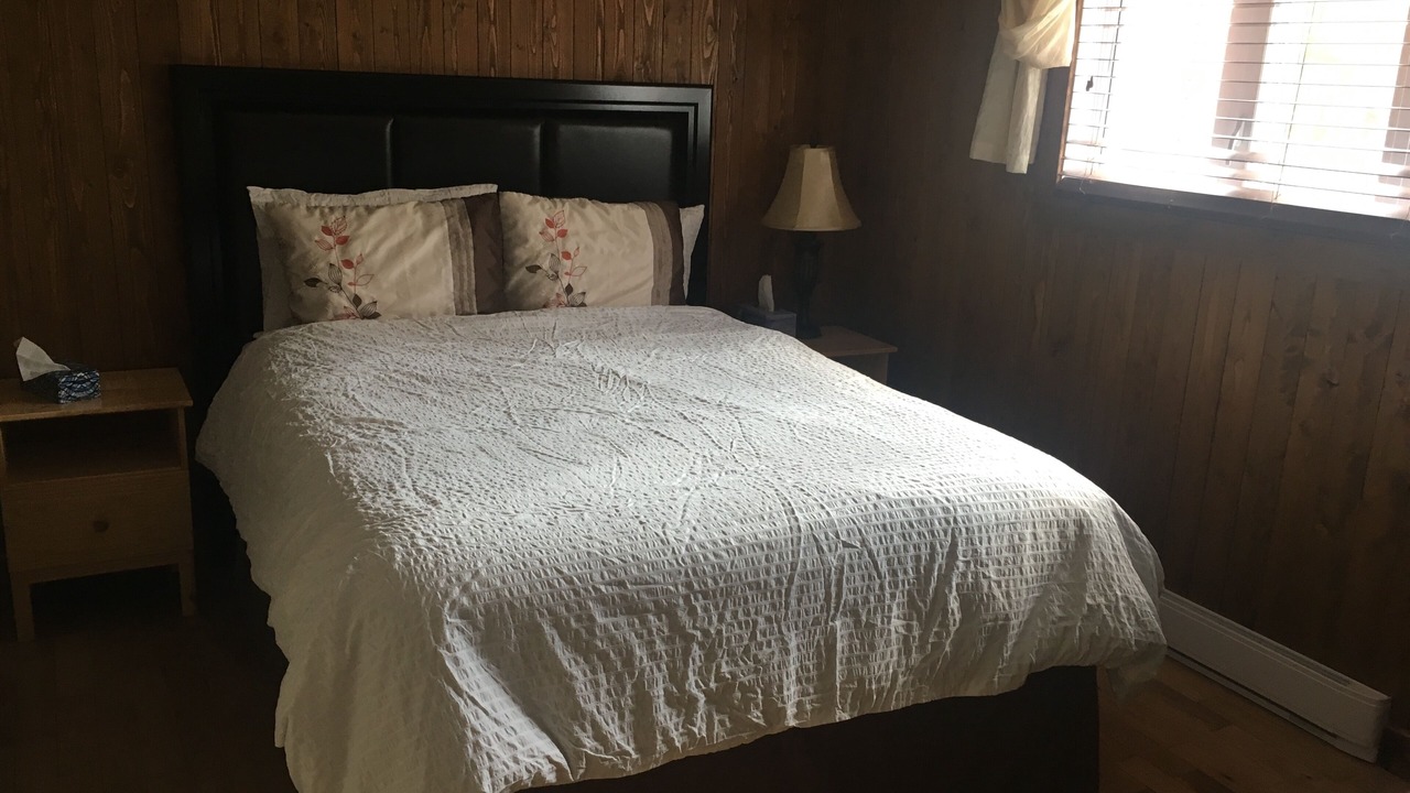 Photo of Bedroom in Petite-Riviere-Saint-Francois