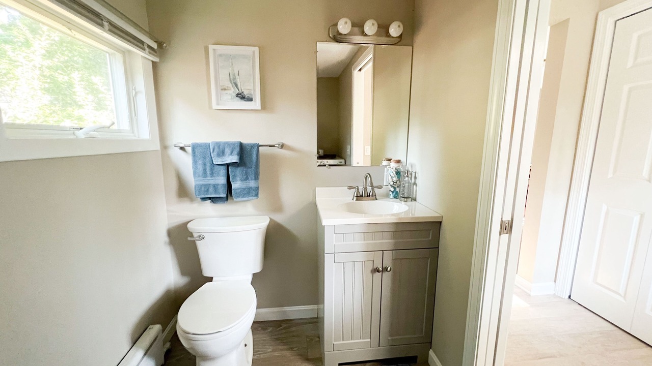Photo of Bathroom in Niantic