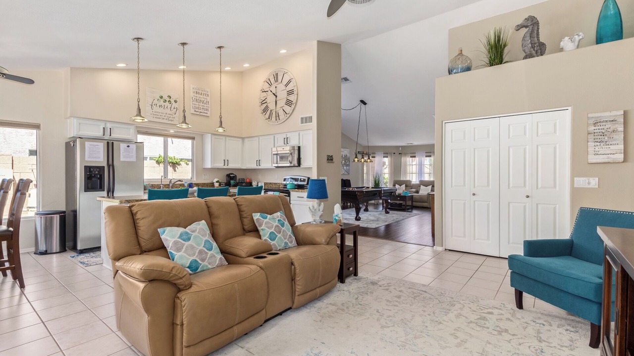 Photo of Livingroom in Red Mountain Ranch