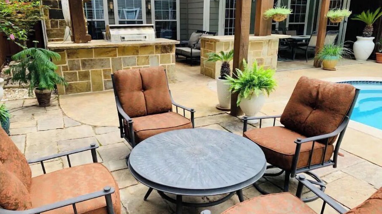 Photo of Patio Balcony in Oak Lawn