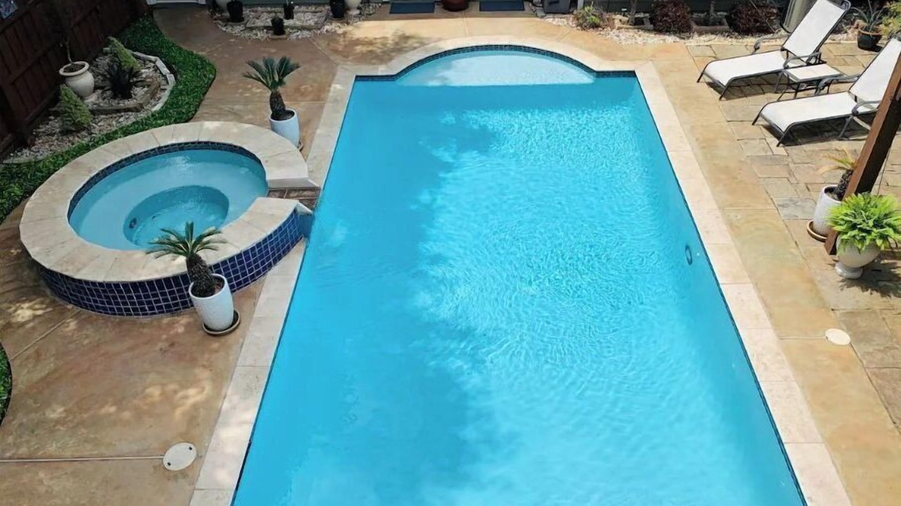 Photo of Outdoor in Oak Lawn