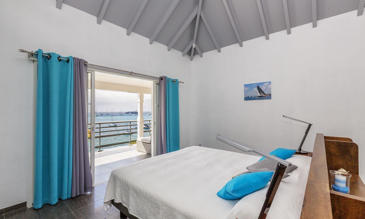 Photo of Bedroom in Public