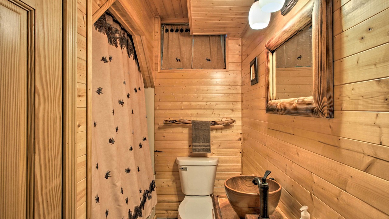 Photo of Bathroom in Frazee