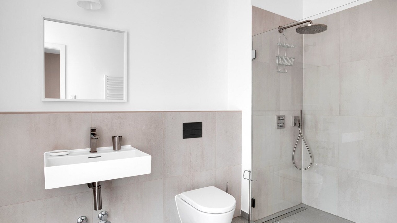 Photo of Bathroom in Tiergarten
