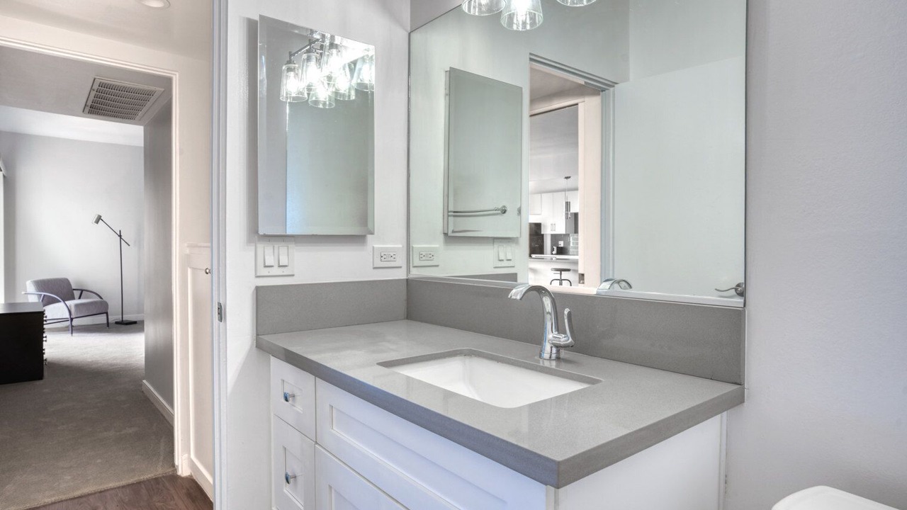 Photo of Bathroom in Hollywood Hills