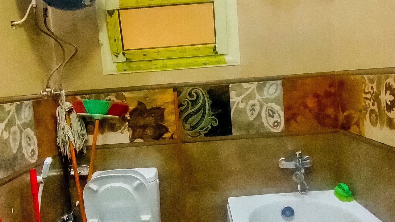 Photo of Bathroom in Al-Basatin
