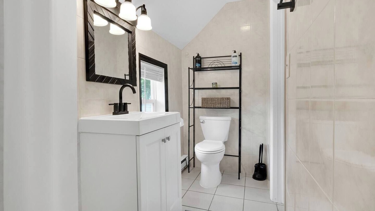 Photo of Bathroom in Westside Norwich