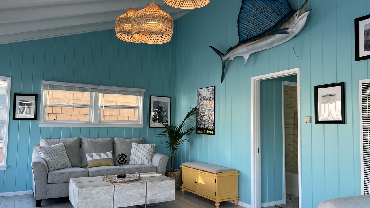 Photo of Livingroom in Peninsula