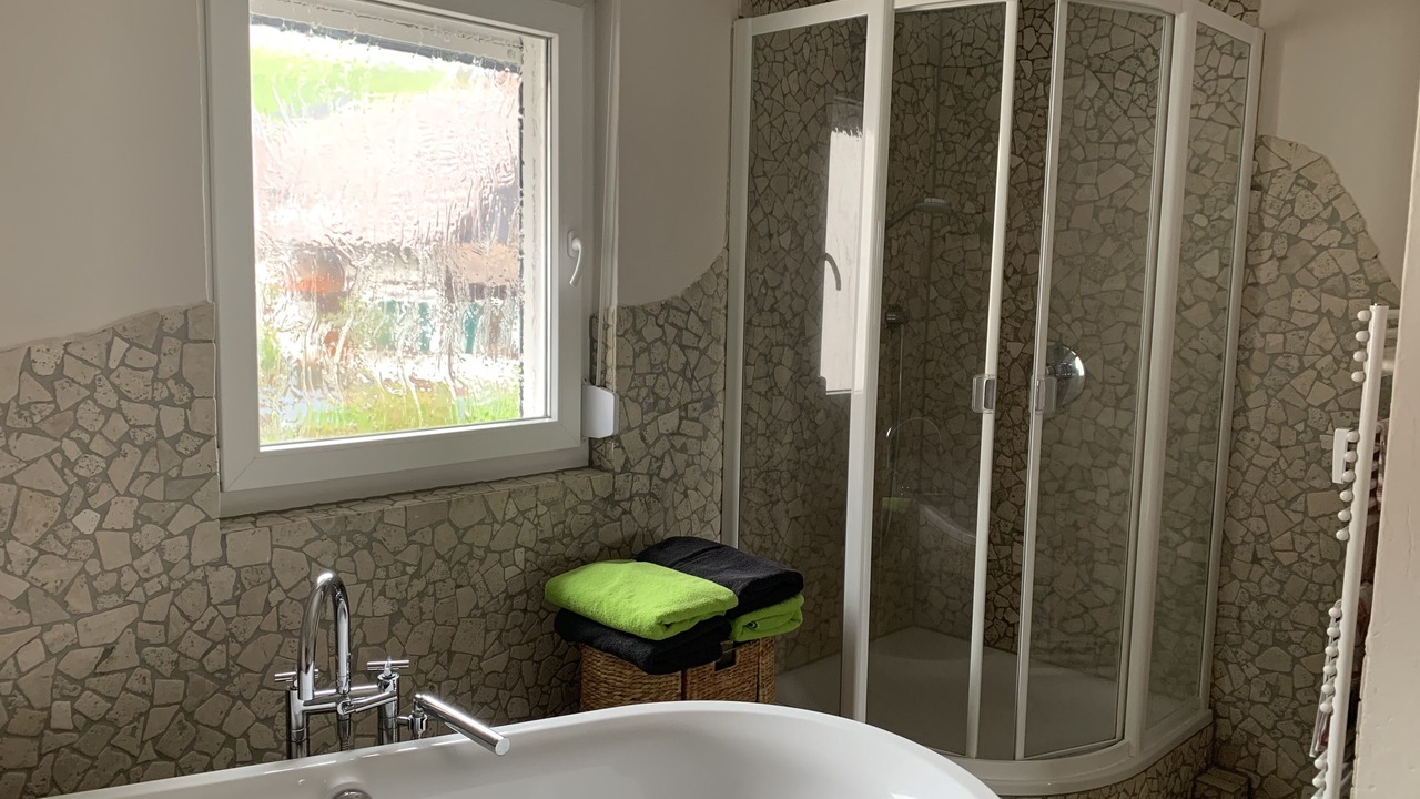 Photo of Bathroom in Buhl
