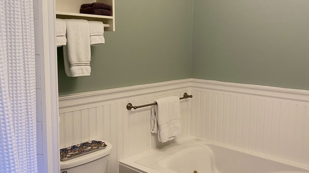 Photo of Bathroom in Shelter Island Heights