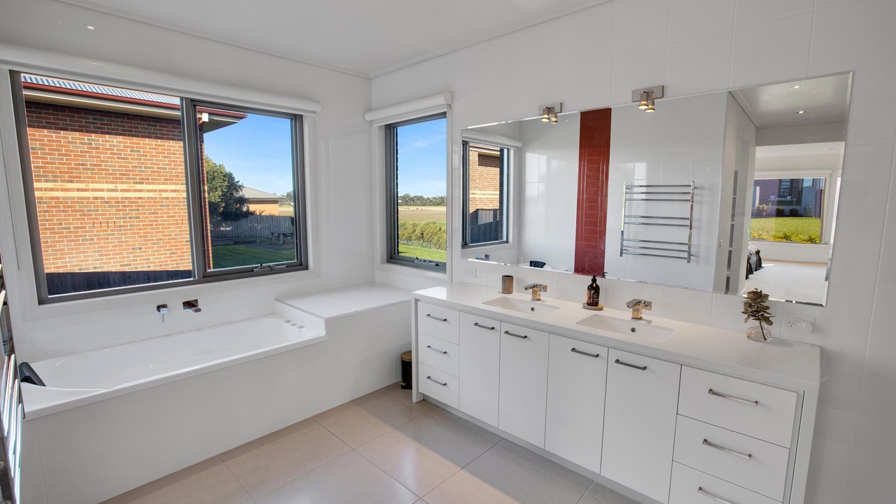 Photo of Bathroom in Eastwood