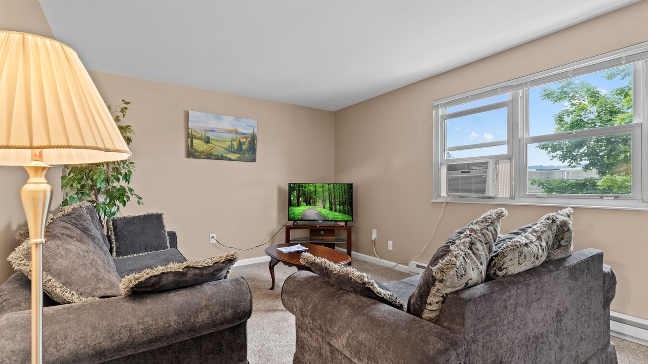 Photo of Livingroom in Highspire