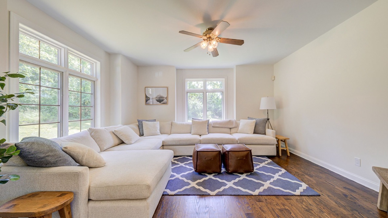 Photo of Livingroom in New Paltz