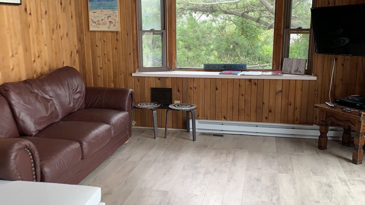 Photo of Livingroom in West Hampton Dunes