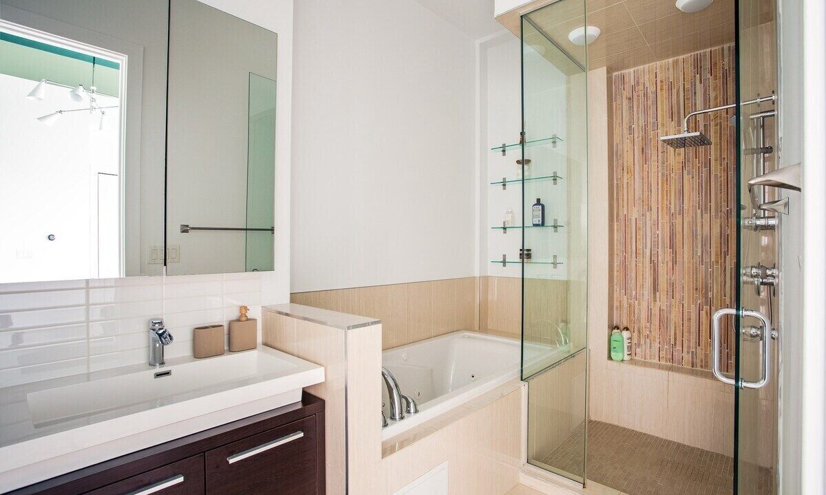 Photo of Bathroom in West Town