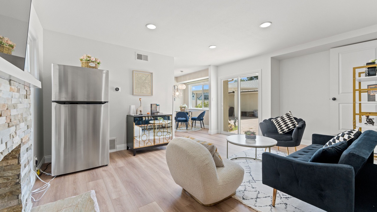Photo of Livingroom in Glendora
