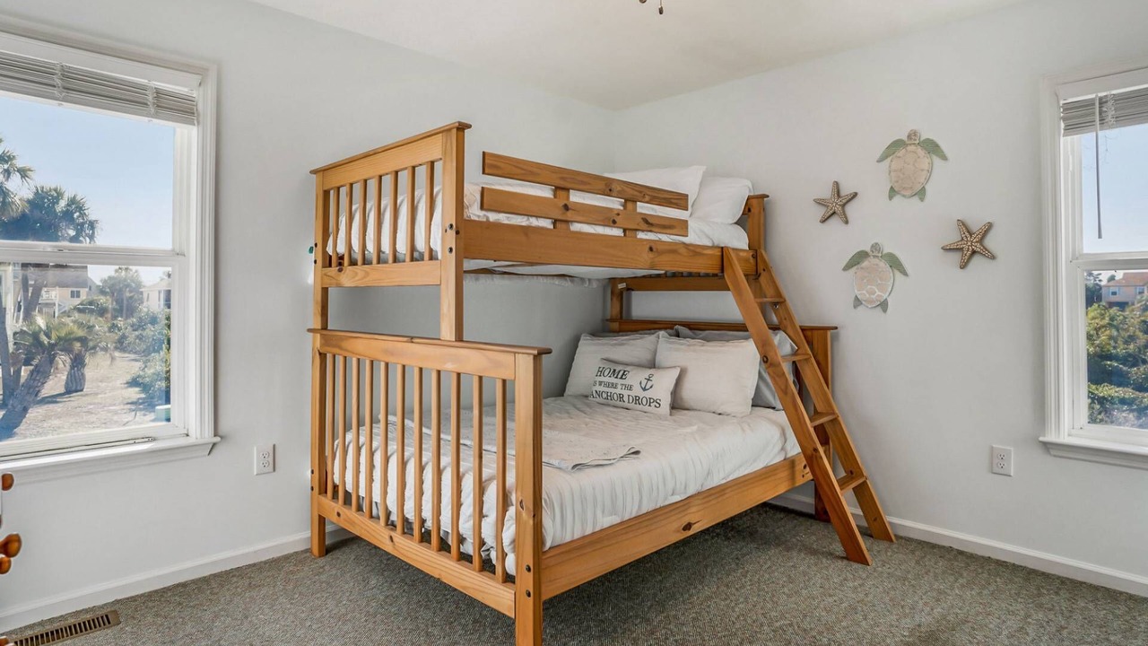 Photo of Bedroom in Beachwalk