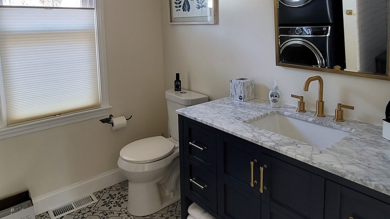 Photo of Bathroom in Mansfield Depot