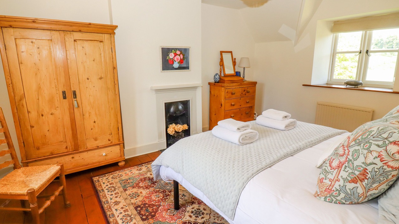 Photo of Bedroom in Chedworth