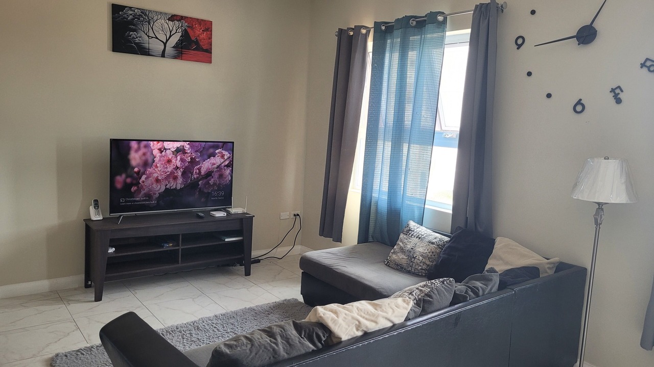 Photo of Livingroom in Eden Gardens
