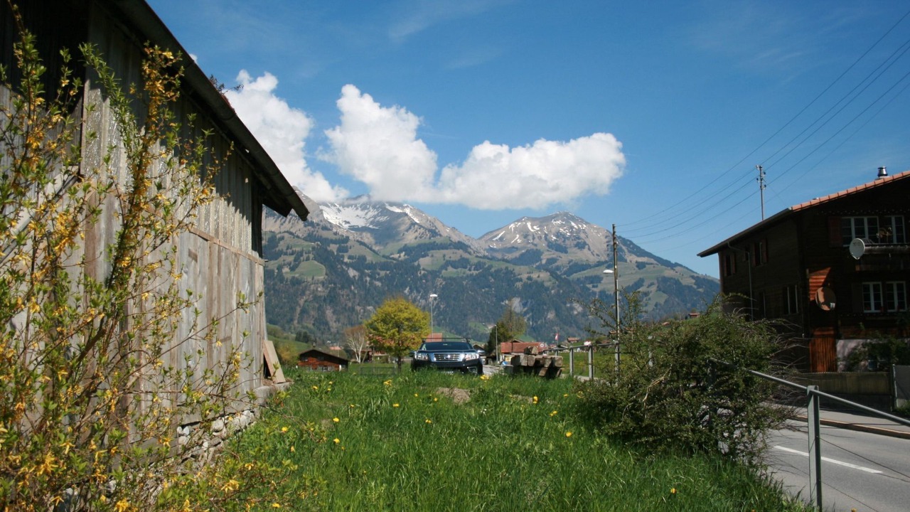 Photo of Others in Kandergrund