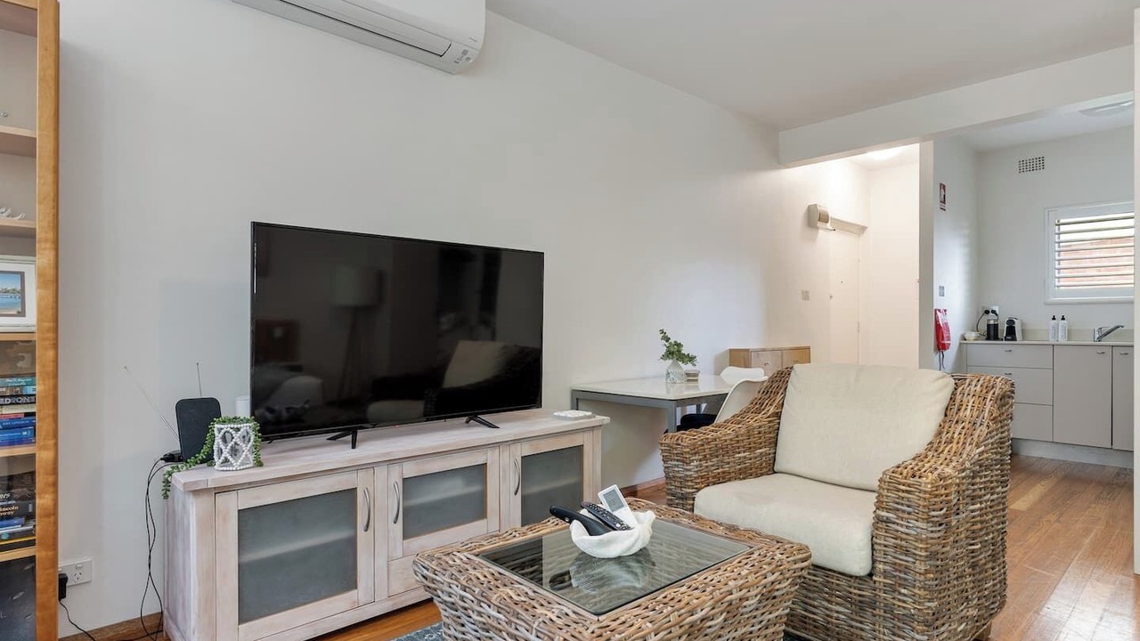 Photo of Livingroom in Neutral Bay