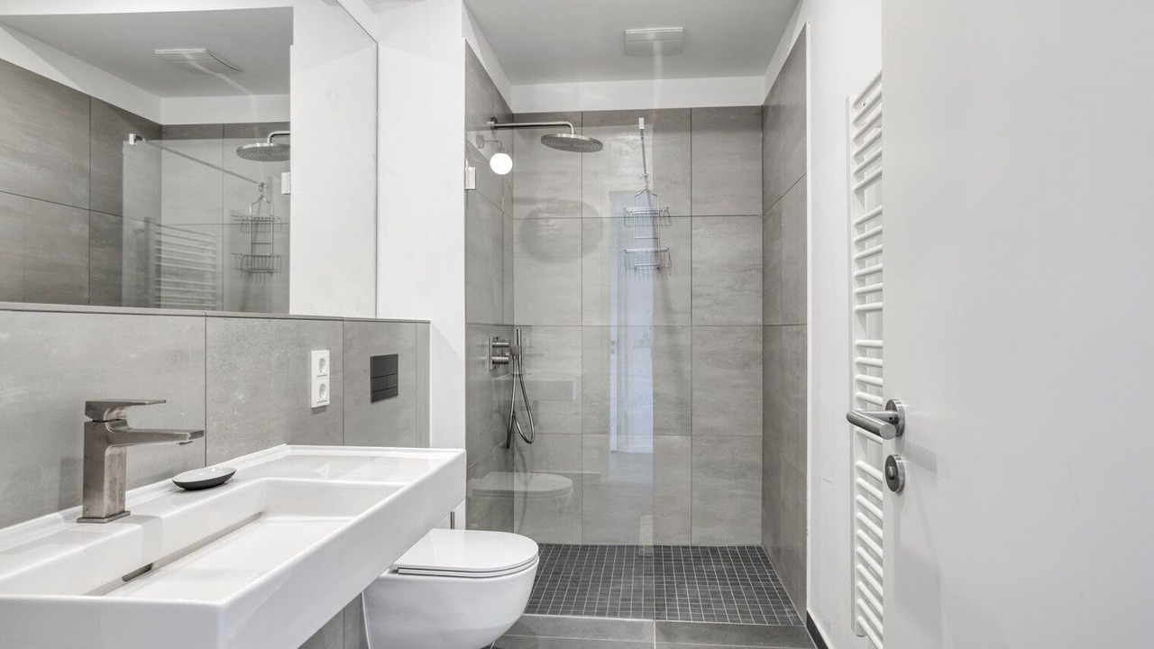 Photo of Bathroom in Tiergarten