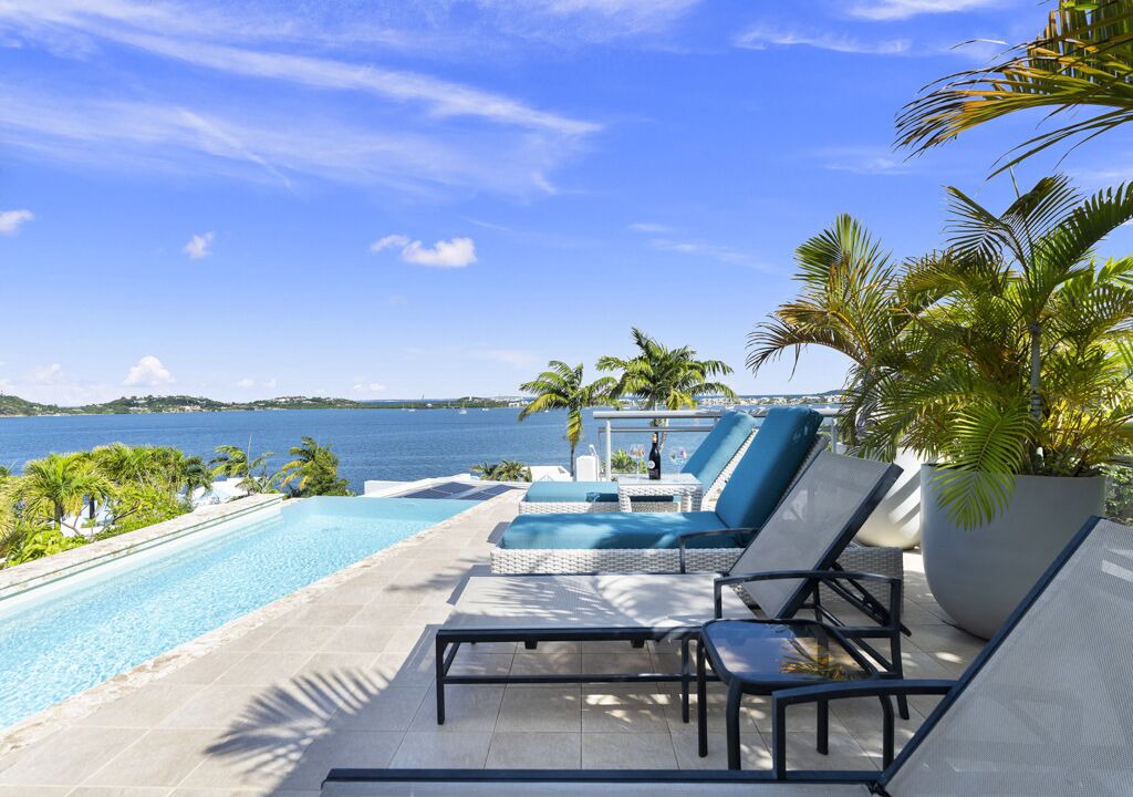 Photo of Outdoor in Maho