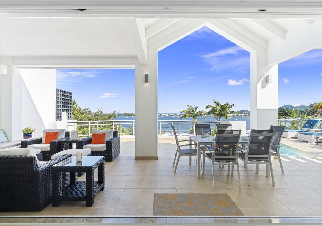 Photo of Outdoor in Maho
