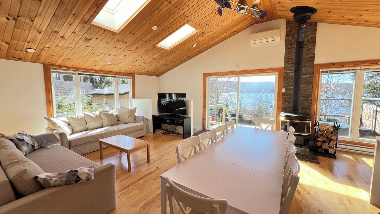 Photo of Livingroom in Eastman