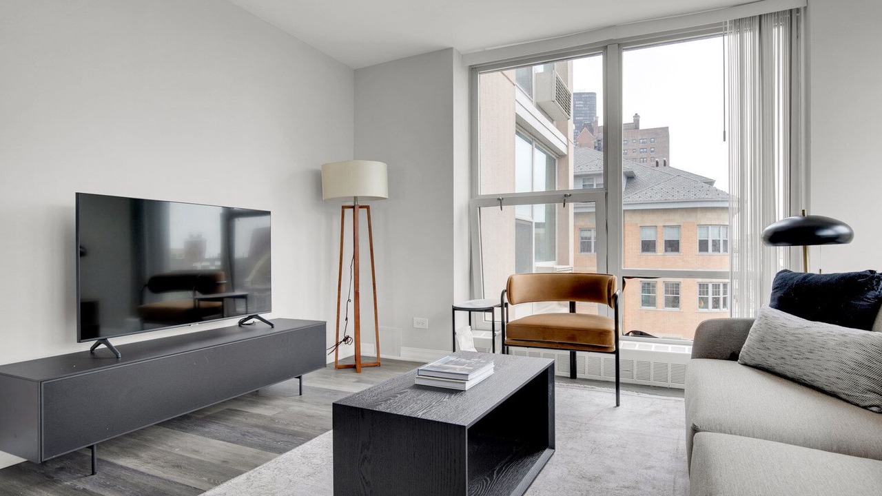 Photo of Livingroom in Edgewater Beach