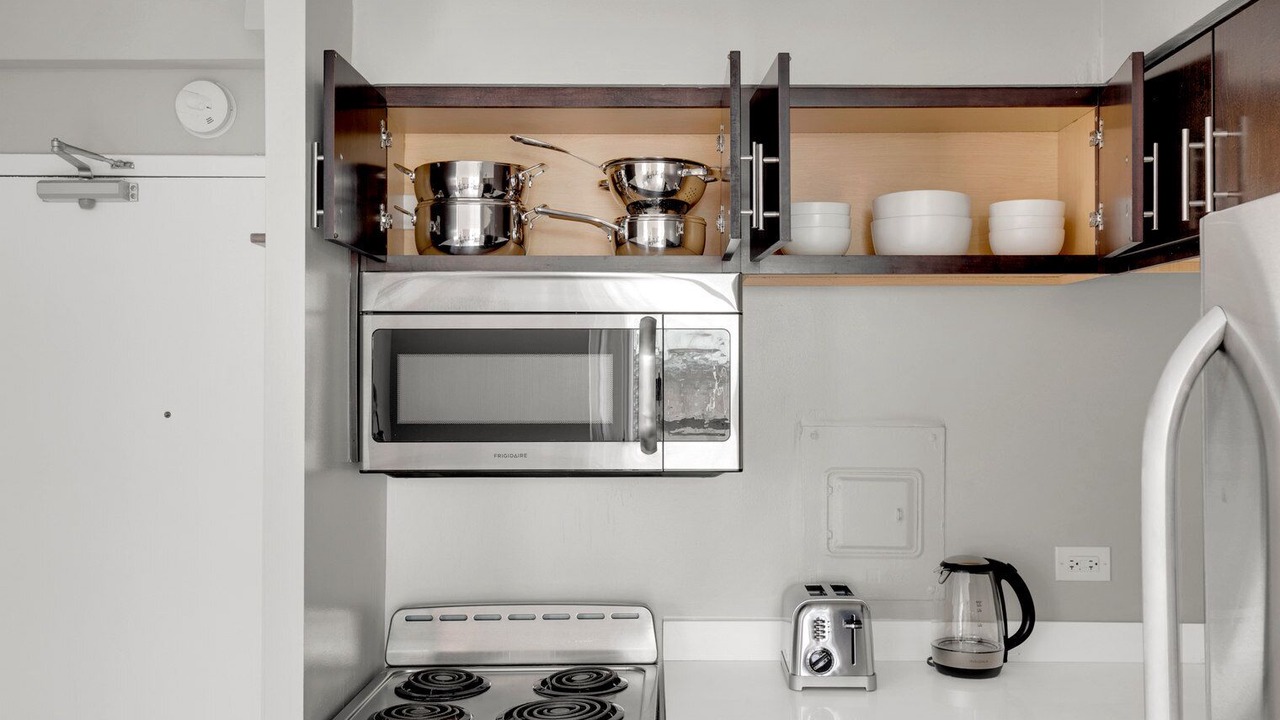 Photo of Kitchen in Edgewater Beach
