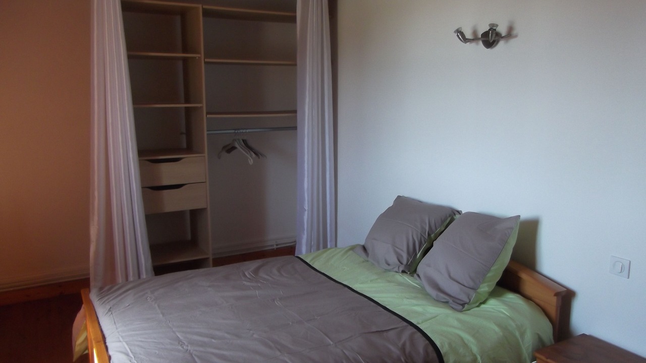 Photo of Bedroom in Saint-Bardoux