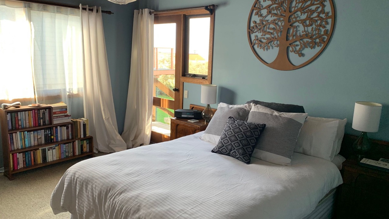 Photo of Bedroom in Skenes Creek